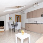 Villa Murvica - Pag; villa-murvica.com